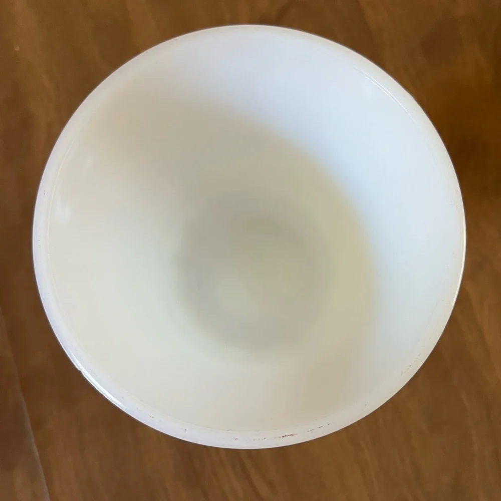 E. O. Brody Company Milk Glass Vase - Picture 3 of 4